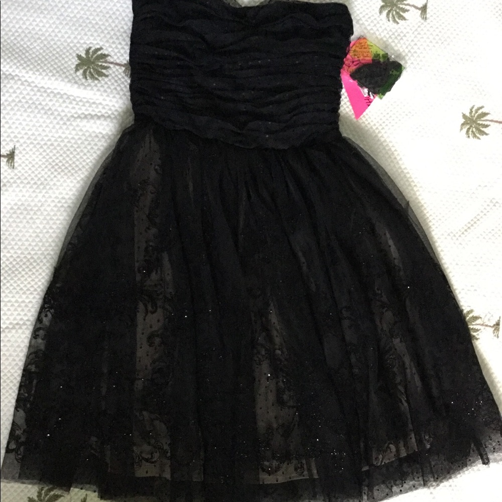 New Betsey Johnson black lace dress Size 4